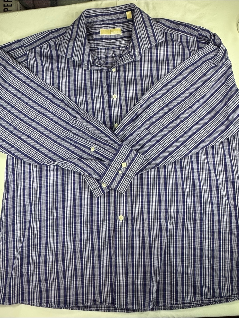 Michael Kors Mens XL Blue and White Plaid Cotton Woven Long Sleeve Button-Up